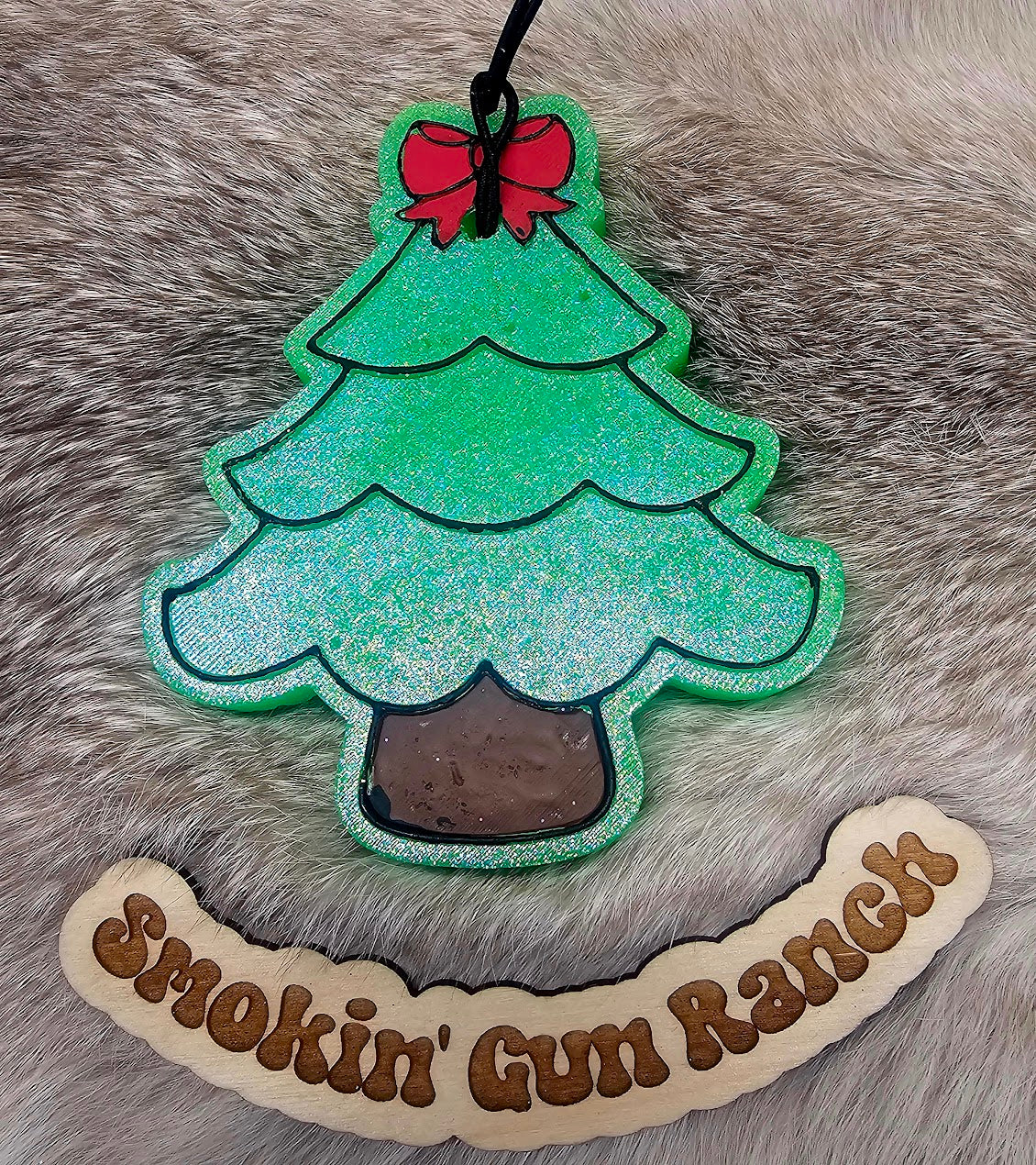 Christmas Tree with Bow Freshie