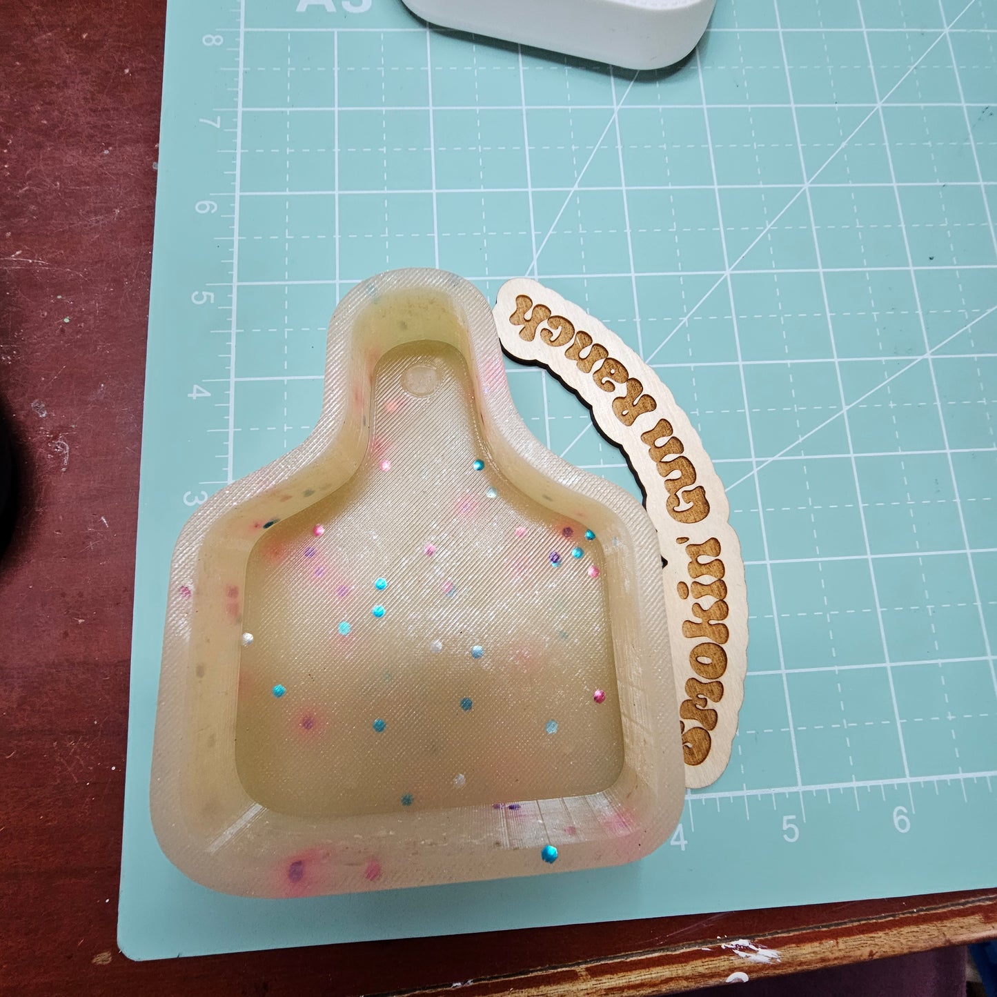 Plain cow tag FRESHIE MOLD