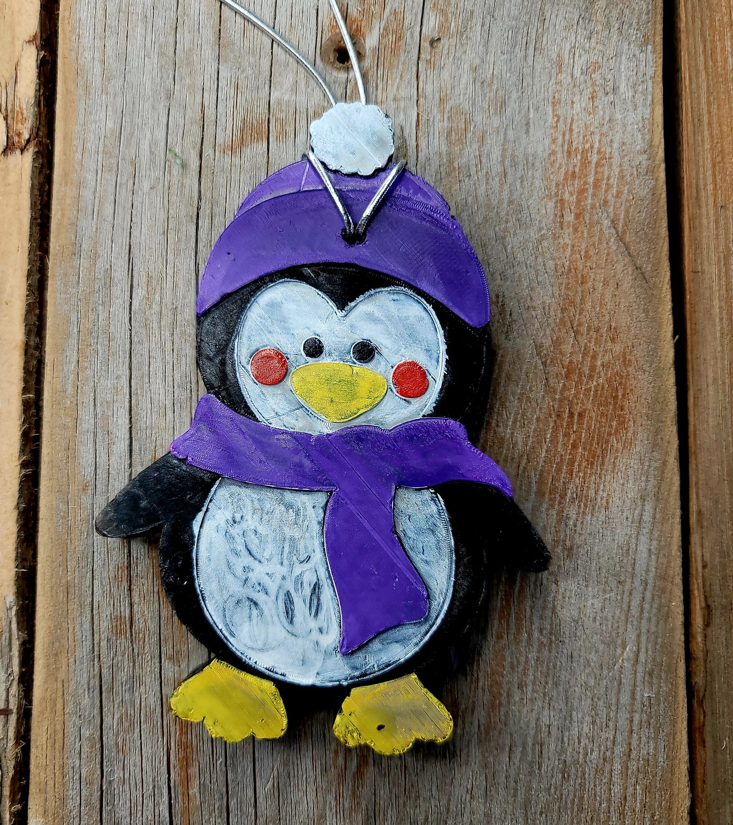 Penguin with Scarf Freshie