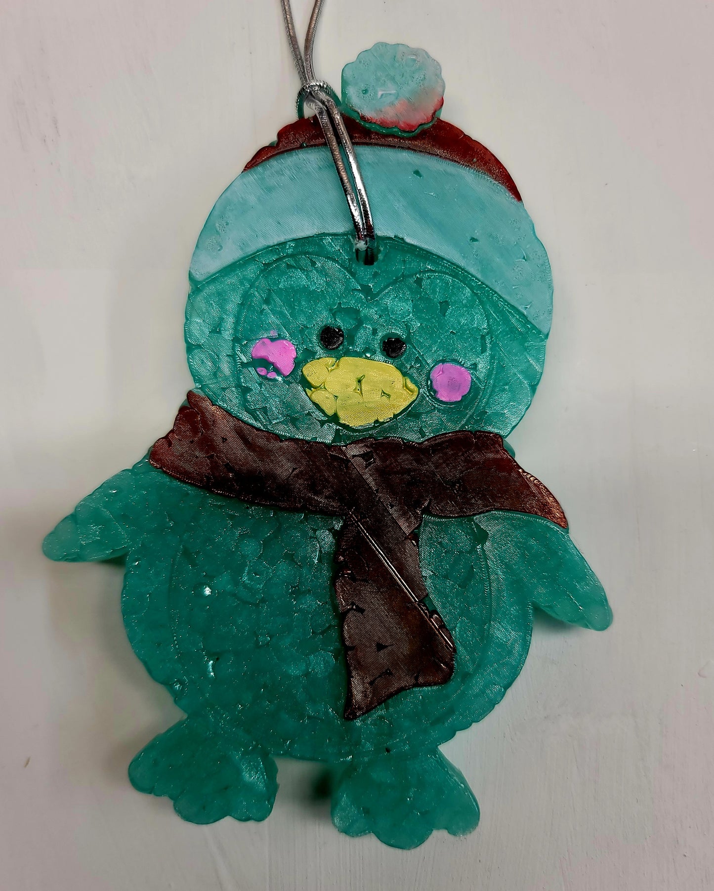 Penguin with Scarf Freshie