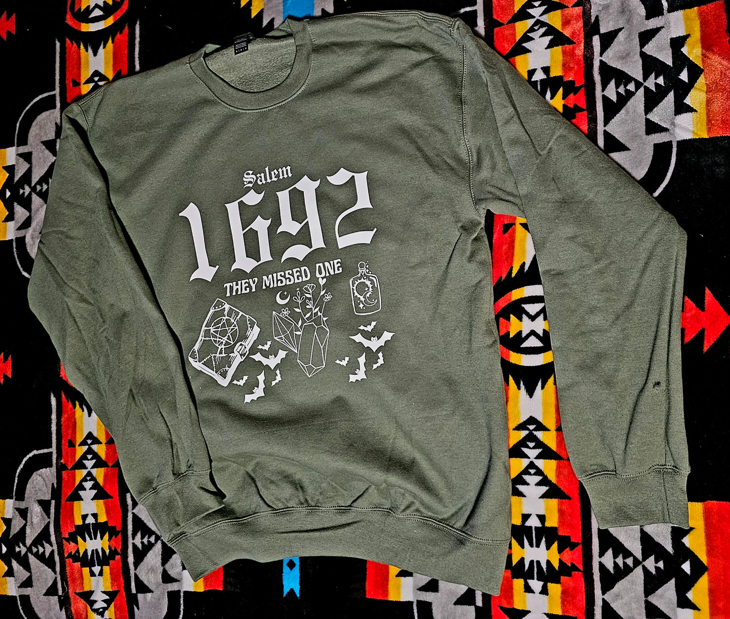 1692 CREWNECK  (SGR original design)