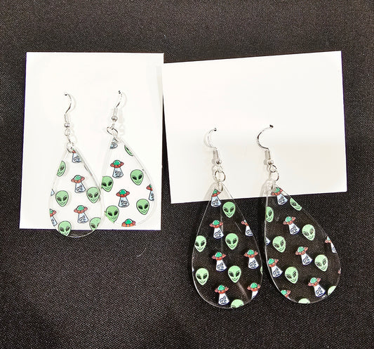 Teardrop Earring - Aliens and Spaceships
