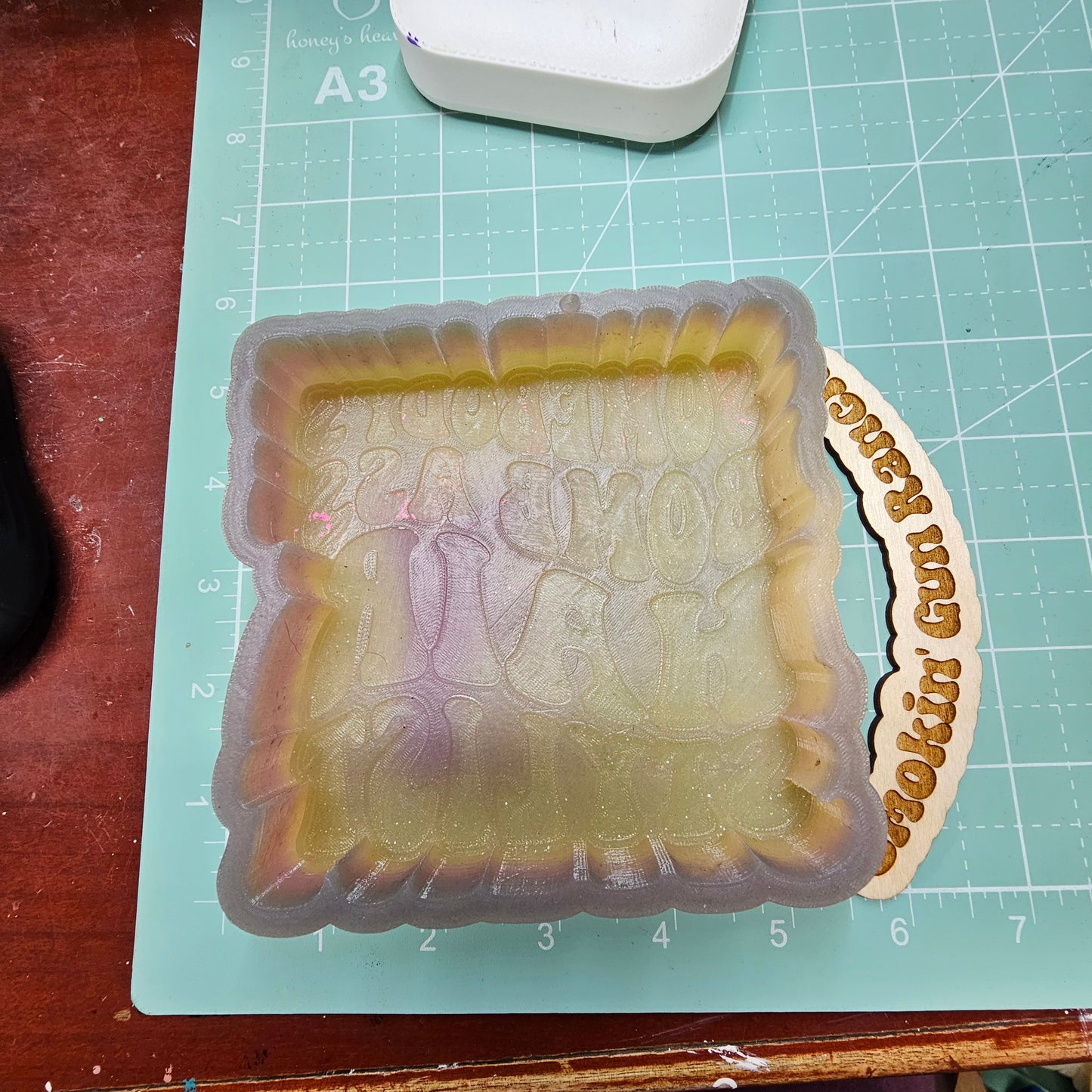 Somebodys bomb ass hairstylist FRESHIE MOLD