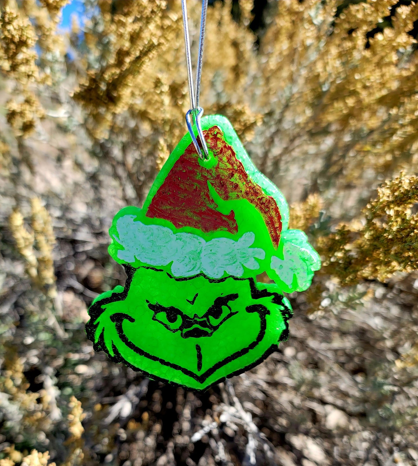 Green Guy in Santa Hat Freshie